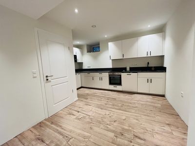 🏡 Ihr neues Zuhause – kernsaniert, energieeffizient & modern (EG, 3 Zimmer)