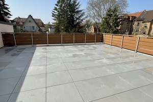 Luxuriöse 2,5-Zimmer-Wohnung mit 45 qm Terrasse und Klimaanlage