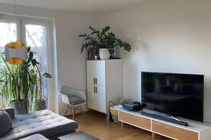 Exklusiv wohnen am Alten Güterbahnhof: Stilvolle 2-Zimmer-Wohnung mit hochwertiger Ausstattung & Bal