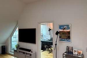 Luxuriöses 3-Zimmer Dachgeschoss-Apartment mit Balkon vor den Toren Prenzlauer Bergs – Schonensche Strasse 41, 13189 Pankow (Ortsteil), Berlin – Vorschaubild 2