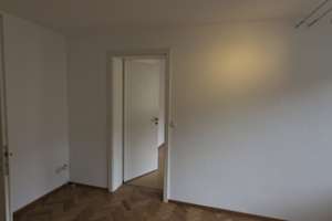 Lebendig wohnen in Regensburg: 2-Zimmer-Wohnung mit Balkon – Furtmayrstraße 8, 93053 Kasernenviertel, Regensburg – Vorschaubild 11