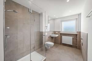Modernisierte 2-Zi.-Wohnung mit top Grundriss und zwei Balkonen
