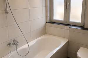 Neu renoviertes WG Zimmer für 600€ Warmmiete inkl. Strom und Internet – Allmandstraße 57/1, 88045 Friedrichshafen – Vorschaubild 3
