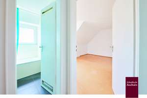Attraktive, helle 3-Zimmer-DG-Wohnetage mit großem Balkon, Einbauküche und toller Aussicht +++ – 70374 Im Geiger, Stuttgart – Vorschaubild 23