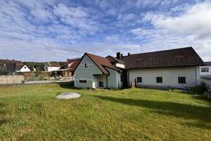 Großzügiges 2- bis 3-Familienhaus in Nürnberg- Brunn auf ca. 1.024 m² Grundstück – Die vollständige Adresse der Immobilie erhältst du vom Anbieter., 90475 Brunn, Nürnberg – Vorschaubild 11