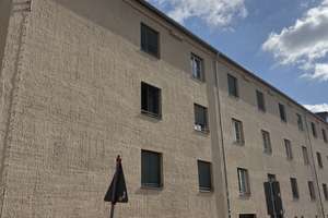 Maisonette mit Balkon und Ankleide – Stilvolles Wohnen im Dachgeschoss von Leipzig-Kleinzschocher – Die vollständige Adresse der Immobilie erhältst du vom Anbieter., 4229 Kleinzschocher, Leipzig – Vorschaubild 3