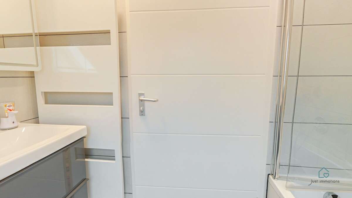 Immobilie in Meitingen - Just Immotions | 3,5-Zimmer-Dachgeschosswohnung mit Stellplatz in Meitingen! - Bild 1