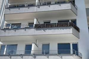 Helle, geräumige 2-Zimmer-Wohnung mit Süd-Balkon und Garage in Düsseldorf-Friedrichstadt 