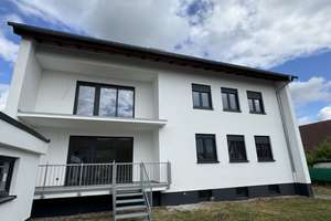 Schöne 3-Zimmer-Wohnung in der Lehmgrubensiedlung, liebevoll saniert mit Garten ! – Die vollständige Adresse der Immobilie erhältst du vom Anbieter., 97084 Heidingsfeld, Würzburg – Vorschaubild 10