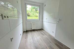 Tolle 3-Zimmer-Wohnung mit 2 Balkonen im EG! – Philosophenweg 7, 45279 Freisenbruch, Essen – Vorschaubild 5
