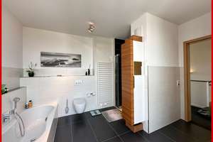 Designerhaus "Twin-Villa"
mit unverbaubarem Wasserblick – Die vollständige Adresse der Immobilie erhältst du vom Anbieter., 24837 Schleswig – Vorschaubild 19