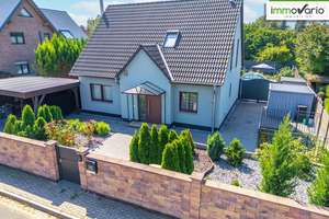 Exklusives Familienhaus mit Pool, Sauna und Wintergarten auf großzügigem Grundstück im Hopfengarten!