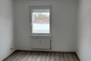 Wohnen im Zentrum, 1. OG - neuer Bodenbelag, frisch gestrichen – Kleistraße 43, 38440 Stadtmitte (Ortsteil), Wolfsburg – Vorschaubild 7