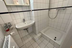 Frisch renovierte 2,5 Zimmer-Wohnung mit Duschbad und separatem WC – 23560 Sankt Jürgen, Lübeck – Vorschaubild 6