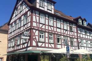 Historisches Fachwerkjuwel - Kapitalanlage mit Gastronomie & Wohnraum. – Die vollständige Adresse der Immobilie erhältst du vom Anbieter., 63654 Büdingen – Vorschaubild 1