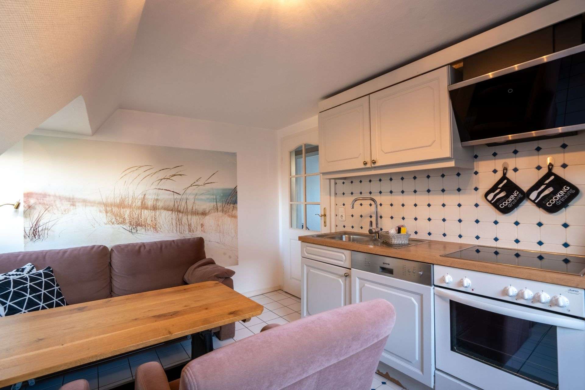 Immobilie in Wenningstedt-Braderup (Sylt) - Zweifamilienhaus mit Heidenpanorama in Wenningstedt - Bild 2