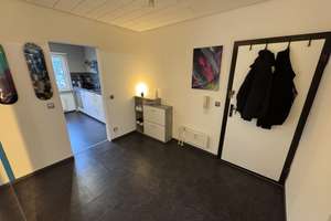 Renovierte 2-Zimmer-Eigentumswohnung mit neuer Küche & großem Süd-Loggia-Balkon – Waldgartenweg 2, 68219 Rheinau, Mannheim – Vorschaubild 6