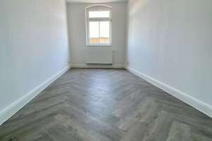 Sanierter Altbau in Buckau: 4,5 Zimmer, Balkon + Austritt, 4. OG ohne Aufzug – Thiemstraße 10, 39104 Buckau, Magdeburg – Vorschaubild 2