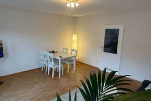 MÖBLIERTE 3-Zimmer-Wohnung mit Balkon zur KURZZEITMIETE – Am Pleidenturm 3, 97070 Altstadt, Würzburg – Vorschaubild 4