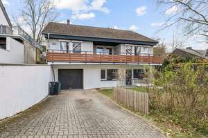 Modernisiertes Einfamilienhaus mit Option Einliegerwohnung in guter Wohnlage von Eppstein Bremthal – Die vollständige Adresse der Immobilie erhältst du vom Anbieter., 65817 Eppstein – Vorschaubild 2