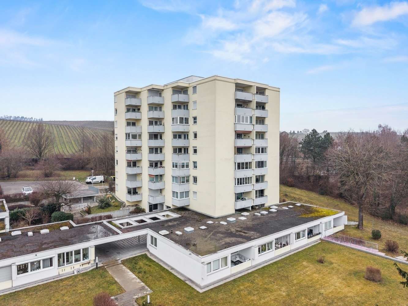 großzügige 3,5 Zimmer Eigentumswohnung - barrierefrei erreichbar - renovierungsbedürftig -, Bodenseekreis – Bild 2