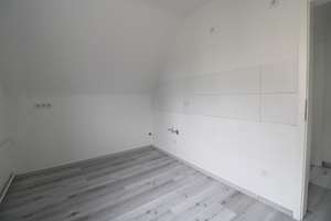 Dachgeschosswohnung in top Lage von Bochum-Weitmar-Mark – Die vollständige Adresse der Immobilie erhältst du vom Anbieter., 44795 Weitmar-Mark, Bochum – Vorschaubild 3