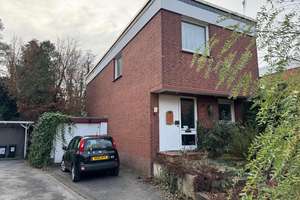 Charmantes Haus mit viel Platz und Potenzial – bereit, aus dem Dornröschenschlaf geweckt zu werden – Emscherdelle 33, 44289 Sölde, Dortmund – Vorschaubild 3