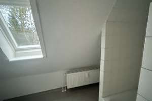 Kleine Single-Wohnung unterm Dach (28qm) – Boelckestraße 6, 24768 Rendsburg – Vorschaubild 2