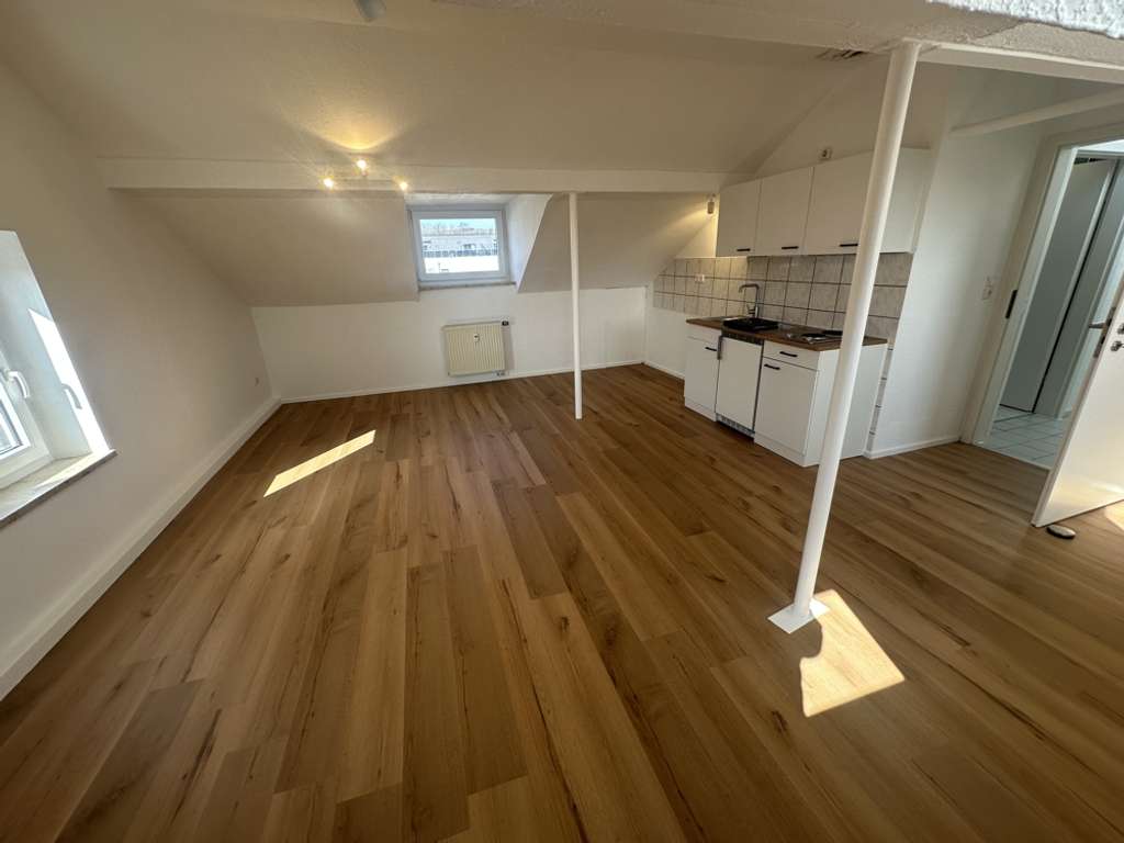 Immobilie in Deggendorf - Großzügiges Appartement in Deggendorf 
Nähe Zentrum - Bild 2