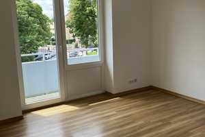 Schöne 2-Zimmerwohnung in gepflegter grüner Wohnanlage – Wundtstraße 29, 80939 München – Vorschaubild 1