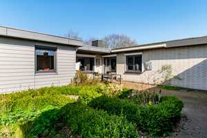Ebenerdiges Wohnen im Grünen: Dieser Bungalow bietet Platz und viele Gestaltungsmöglichkeiten. – Nordfriesland (Kreis) – Vorschaubild 8
