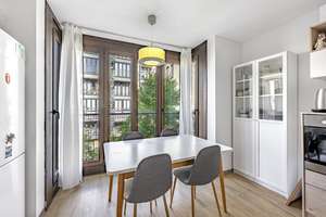 Stilvolle Maisonette mit zwei Balkonen & Stellplatz im Mauritiusviertel – Die vollständige Adresse der Immobilie erhältst du vom Anbieter., 50674 Neustadt/Süd, Köln – Vorschaubild 4