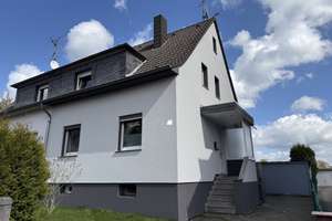 Top Lage, charmant & ruhige 82qm² 3,5 Z, großer Garten, 2 Terrassen, Garage u. Stellplatz