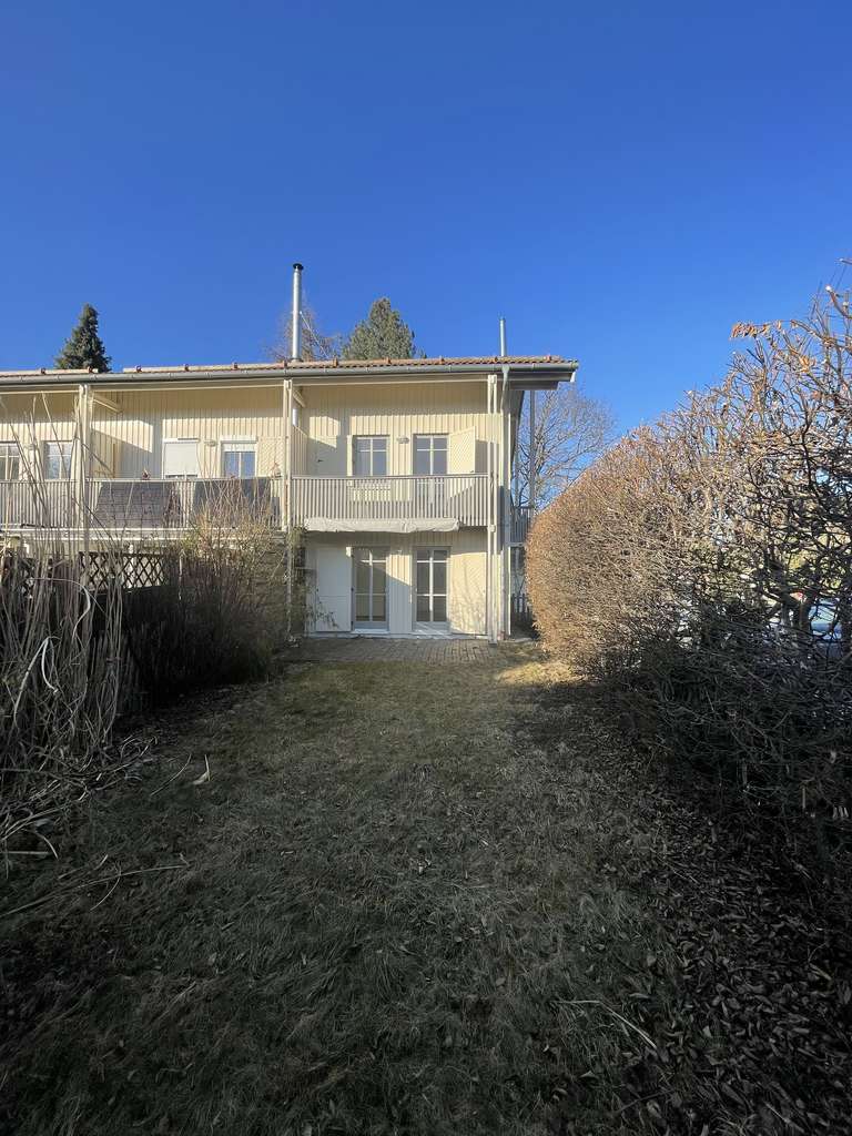 Immobilie in Marquartstein - BERGBLICK -  FAMILIENFREUNDLICH - FERNWÄRME - Bild 1