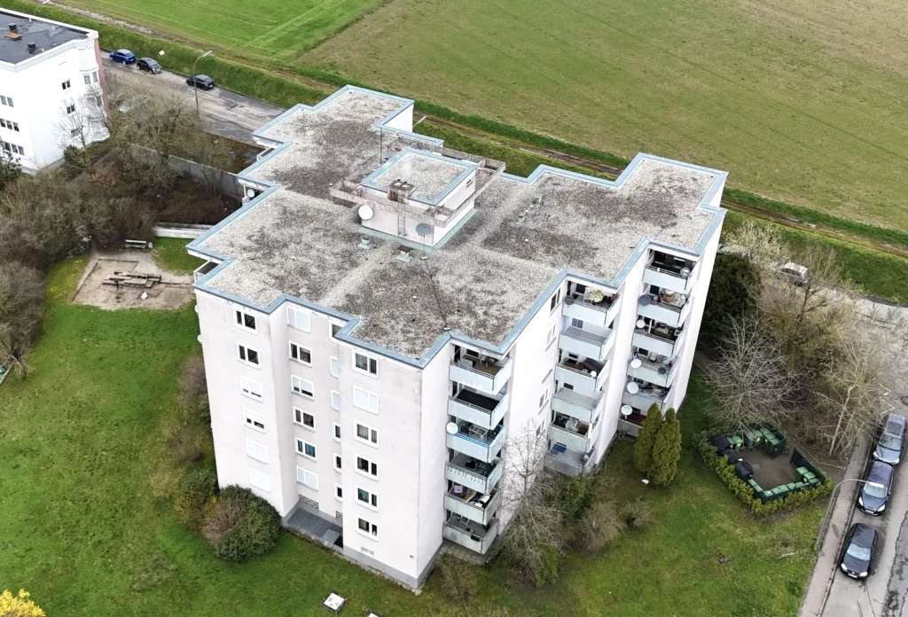 Immobilie in Künzelsau - Toller Ausblick über Künzelsau inklusive! Schöne 3 Zimmer-Wohnung in Künzelsau zu verkaufen. - Bild 2