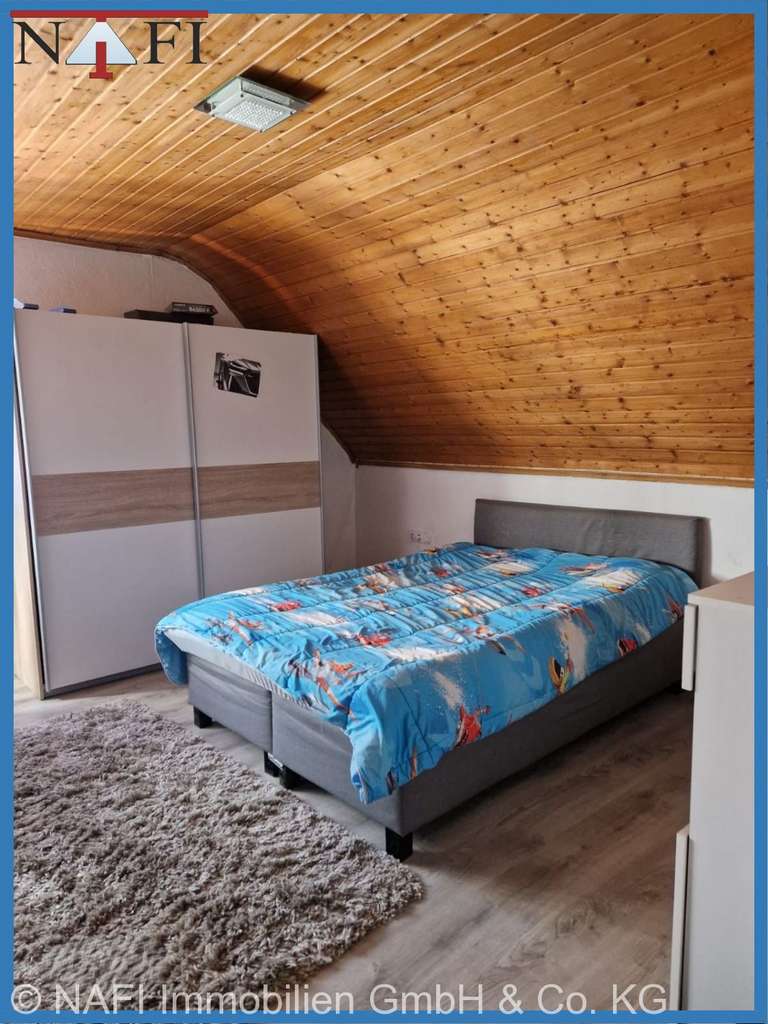 Immobilie in Leutershausen - Helle, modernisierte 6-Zimmer-Wohnung mit viel Wohnfläche - Bild 3