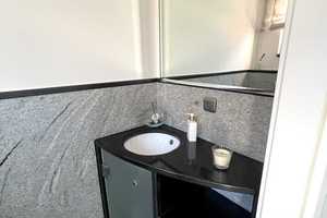 Lage, Lage, Lage ! Top ausgestattetes Studio-RMH mit Dachterrasse in Göggingen -provisionsfrei- – Schiffmacherweg 5b, 86199 Augsburg – Vorschaubild 8