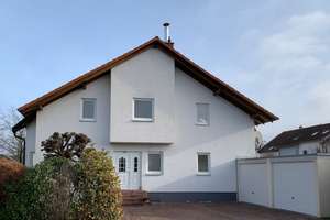 Schönes Reihenendhaus mit Doppelgarage in Haßloch