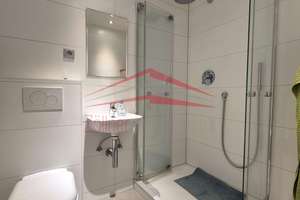 Großzügige 3-Zimmer-Wohnung mit überdachtem Balkon, zwei Bädern und TG-Stellplatz in Aalen – Die vollständige Adresse der Immobilie erhältst du vom Anbieter., 73431 östliche Bahnlinie, Aalen – Vorschaubild 8