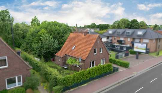 Bild von Zentrales Einfamilienhaus mit Entwicklungspotenzial – Innenstadtlage!