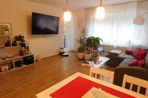 Helle freundliche 3 Zimmerwohnung in Schwaig bei Nürnberg – Max-Reger-Str. 52, 90571 Schwaig bei Nürnberg – Vorschaubild 2