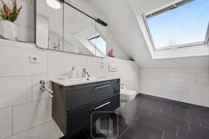 Lichtdurchflutetes Wohngefühl mit Loft-Flair | Loggia | Fußbodenheizung | Tiefgarage – Die vollständige Adresse der Immobilie erhältst du vom Anbieter., 70439 Zuffenhausen-Elbelen, Stuttgart – Vorschaubild 13