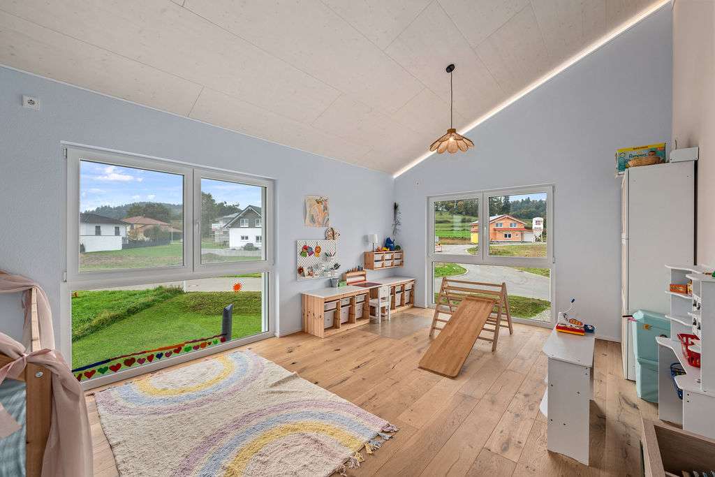 Immobilie in Fronreute - Exklusives Familiendomizil - Top ausgestattetes Neubau- EFH in Fronreute - Bild 6