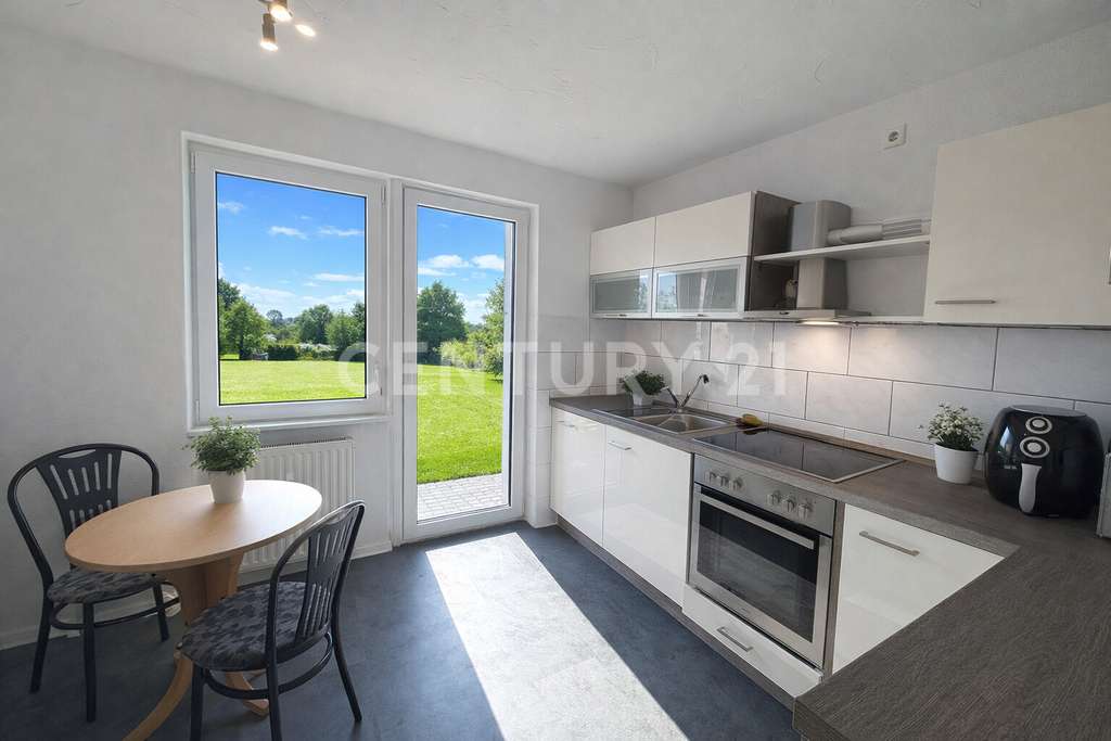 Immobilie in Alleshausen - Attraktive Kapitalanlage: Vermietete 4-Zimmer-Wohnung mit Balkon & Garage – ca. 6,5 % Rendite! - Bild 2