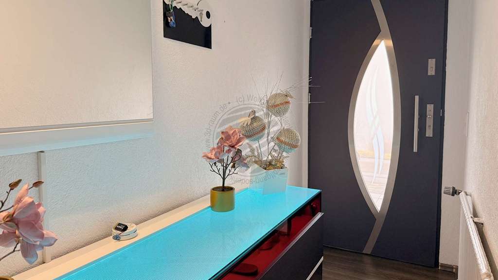 Immobilie in Krauchenwies - WOLFGANG SODENKAMP /// 2-Fam.-Haus in sonniger Lage *PROVISIONSFREI - Bild 3