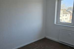 OB-Osterfeld - Schöne 3,5 Zimmer Wohnung im 2. OG -