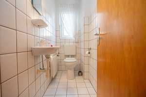 Solides Einfamilienhaus in guter Lage – Friesland (Kreis) – Vorschaubild 11