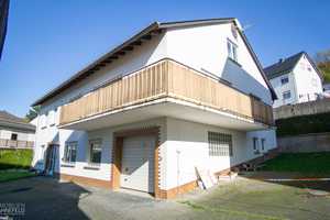Freistehendes Wohnhaus in Mengerskirchen, Ortsteil – Ideal für Mehrgenerationen-Wohnen – Zum Schiefer 6, 35794 Limburg-Weilburg (Kreis) – Vorschaubild 1