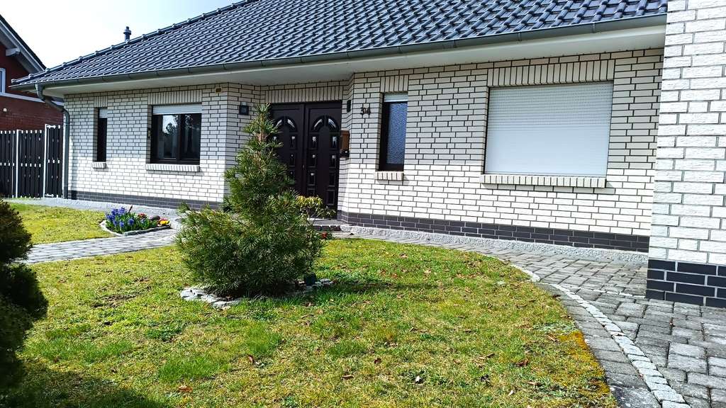 Immobilie in Hankensbüttel - Gepflegtes Einfamilienhaus mit Garage in Hankensbüttel - Bild 2