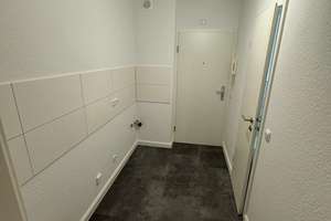 Erstbezug eines renovierten 1-Zimmer -Appartements mit Balkon! – Bevenser Weg 3, 30625 Heideviertel, Hannover – Vorschaubild 4